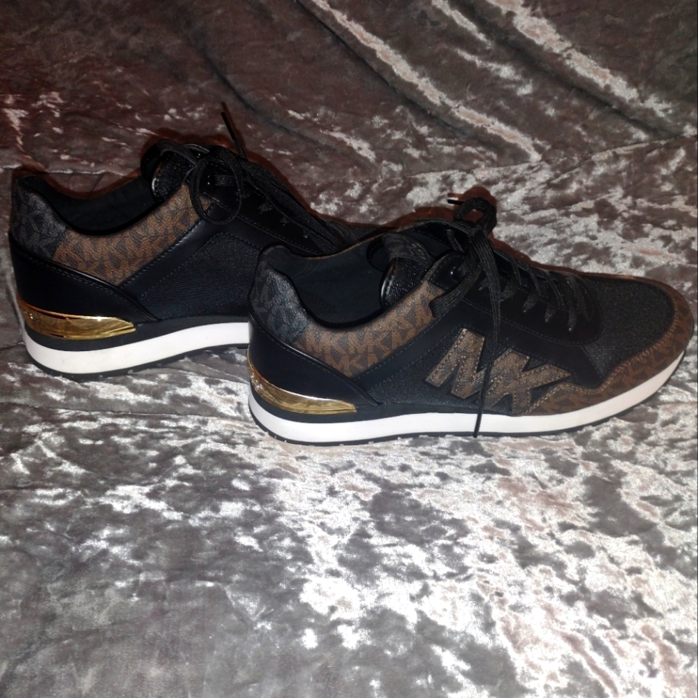 Micheal Kors shoes